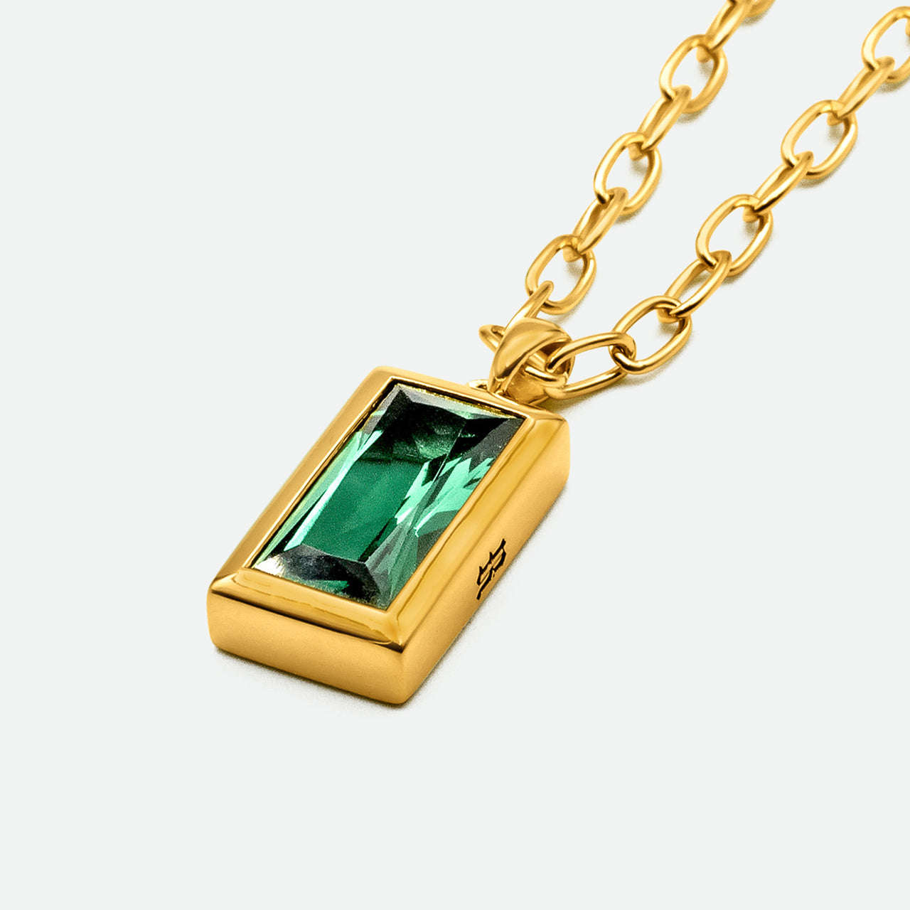 Sona Pendant | Emerald Gold