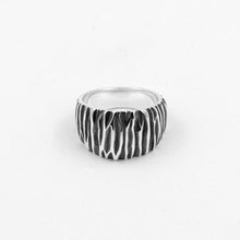  Otis Ring