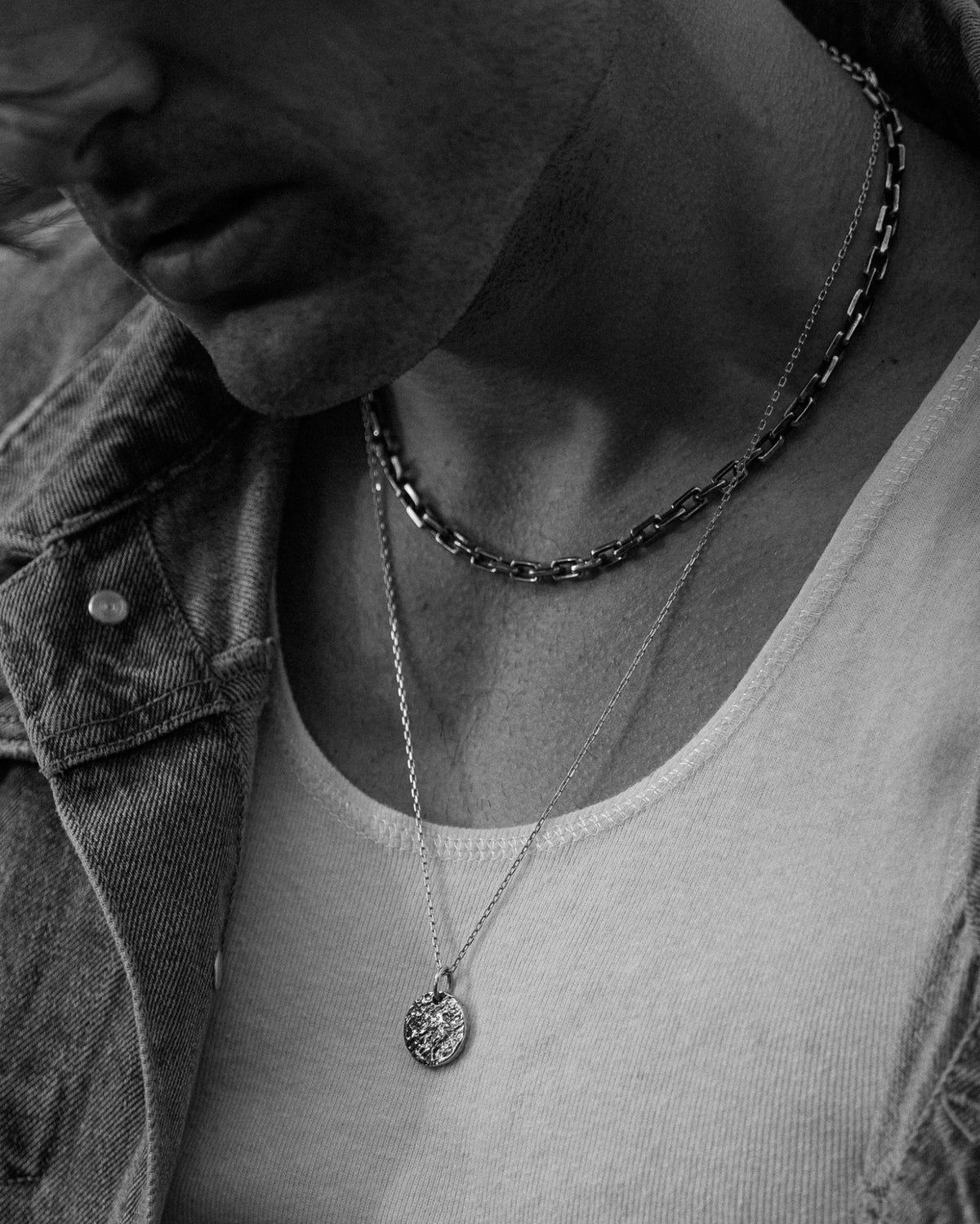 Model wearing the Eugène 1.0 Necklace handcrafted from solid 925 sterling silver.